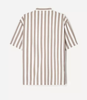 Relaxed fit short sleeve shirt